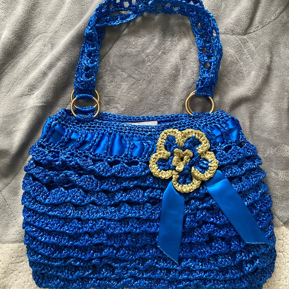 blue with flower purse